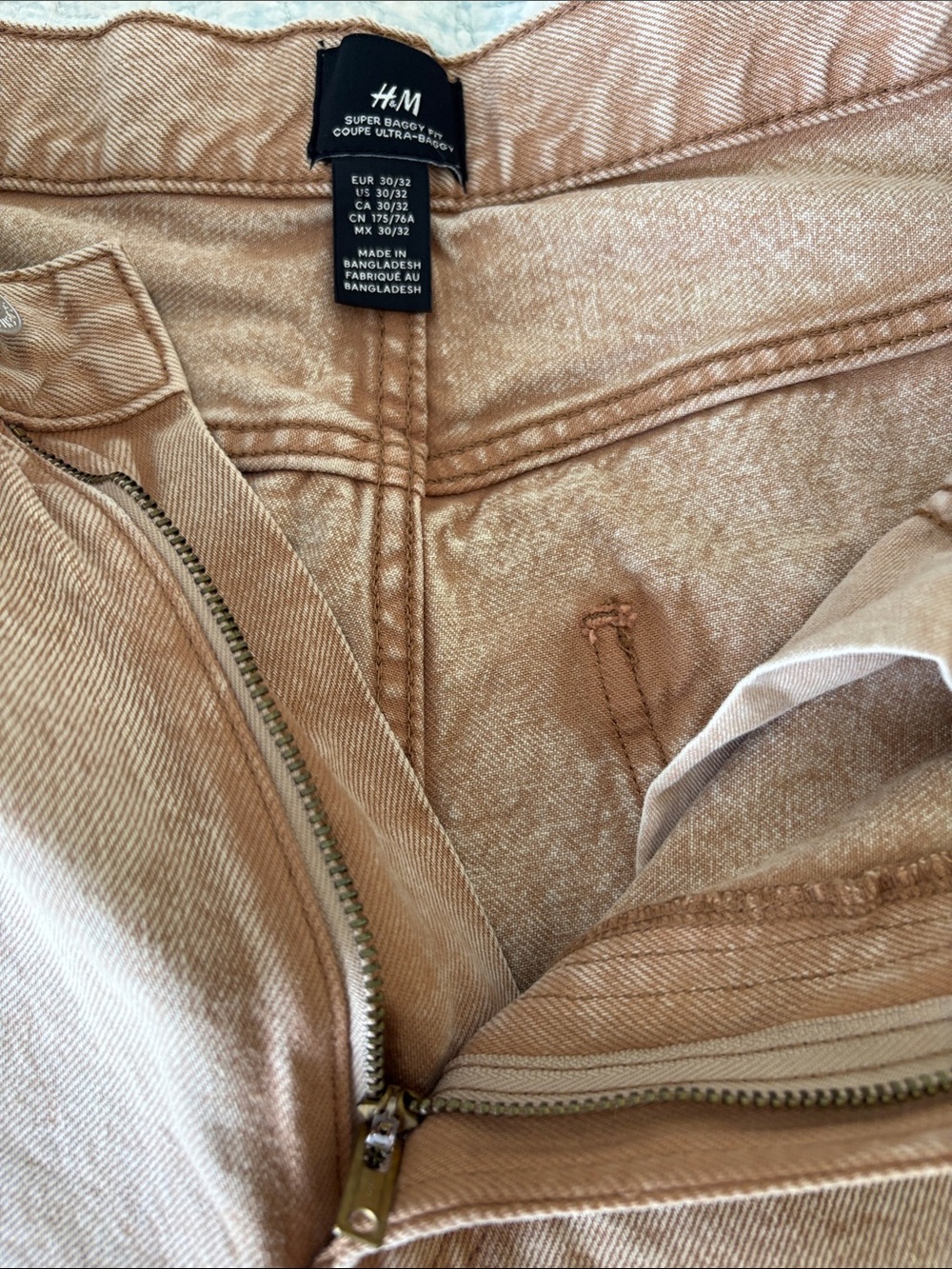 H&M Super Baggy Fit Tan Jeans - Picture 10 of 10